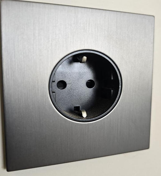 STAINLESS STEEL EU SWITCH.NV5-037