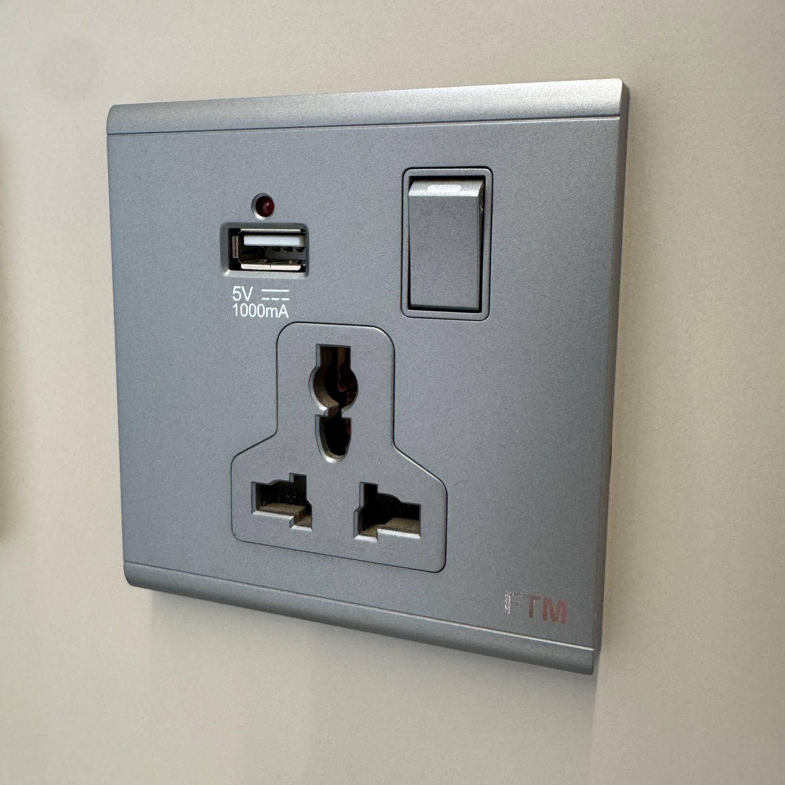 JOCKER SOCKET + USB.FTM C