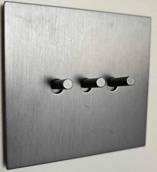 SWITCHES.G3.NIVA.NV5-003