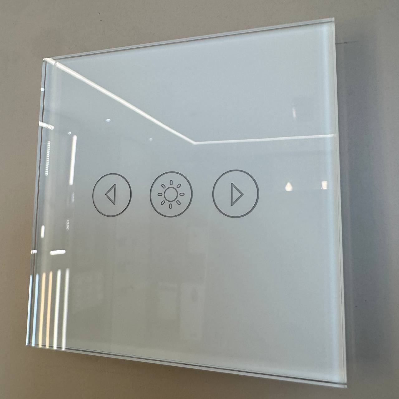 SMART.SWITCHES.G5.MV-005
